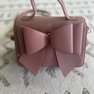 Elegant Pink Bow Handbag